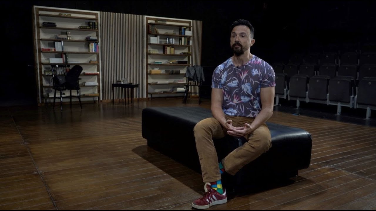 Entrevista a Guillem Clua, el dramaturgo que quiere visibilizar los derechos LGTBI