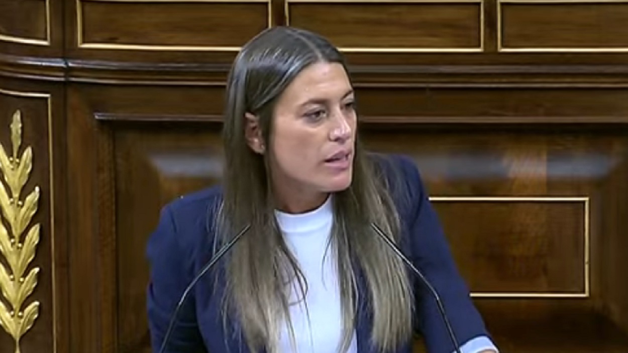 La portavoz de Junts en el Congreso, Miriam Nogueras, interviene en la sesión de investidura. RTVE