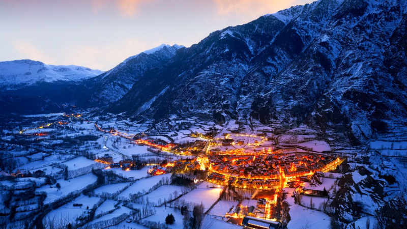 El pueblo de Benasque, semifinalista del concurso 'Juntos brillamos más' de Ferrero Rocher.