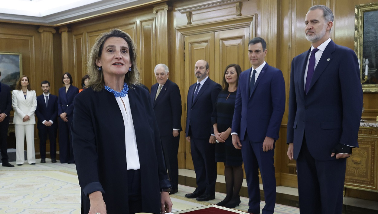 Teresa Ribera promete su cargo en Zarzuela. EP