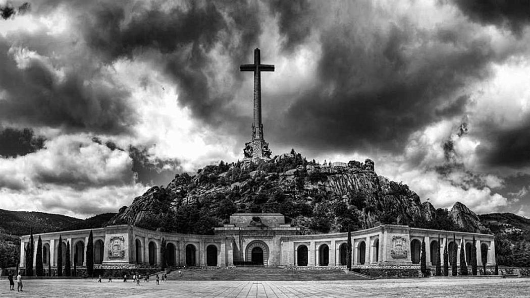 DOCUMENTO| Auto completo que permite la primera exhumación en el Valle de los Caídos