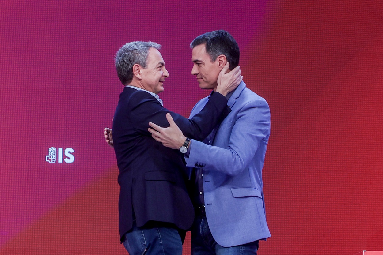 José Luis Rodríguez Zapatero y Pedro Sánchez, en una imagen de archivo. EP.