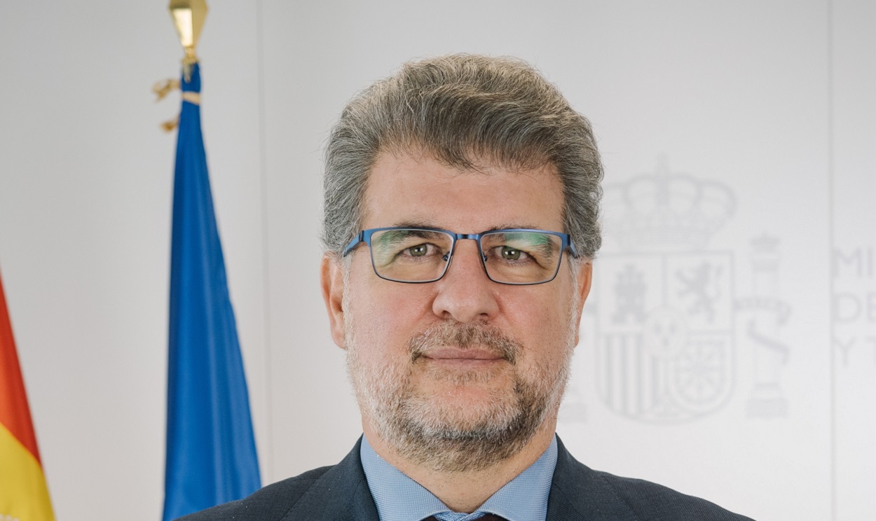 Ángel Faus. Ministerio de Industria
