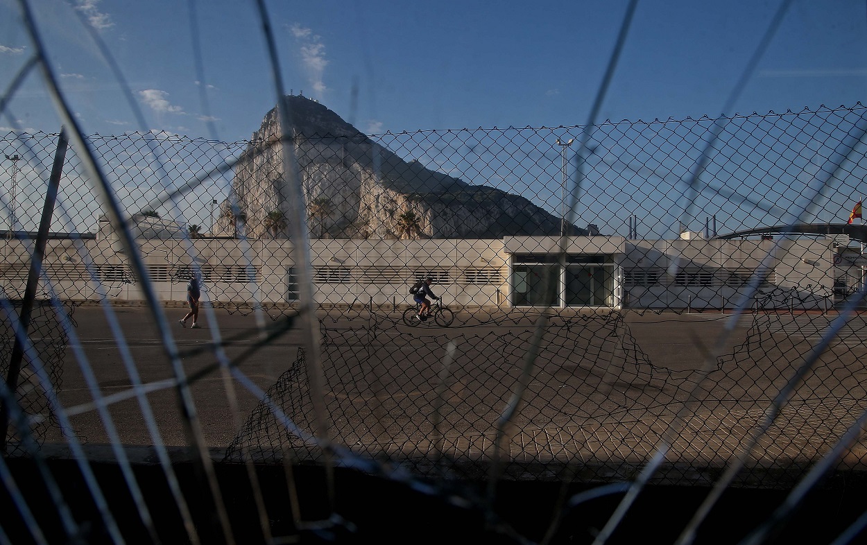 Detalle del Aeropuerto Internacional de Gibraltar. EP.