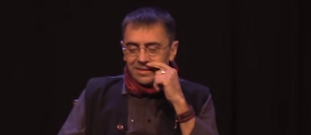 Juan Carlos Monedero durante la charla con 'Mongolia'