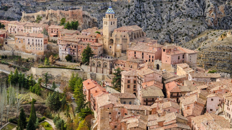 Vistas panorámicas del pueblo de Albarracín, situado en Teruel.