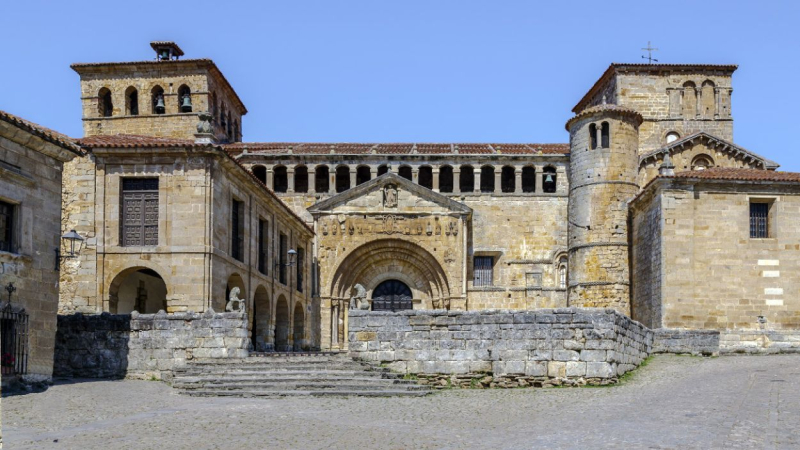 Colegiata de Santa Juliana de Santillana del Mar, Cantabria. Ayuntamiento de Santillana del Mar