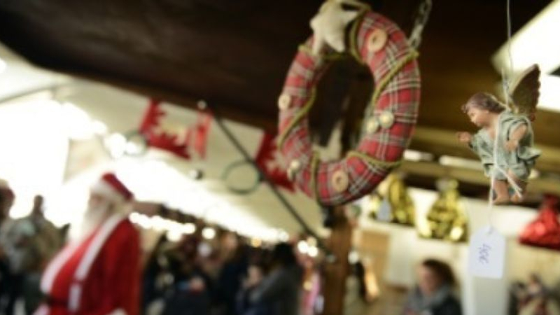 Mercadillo navideño de La Ciudad de les Arts de Valencia.