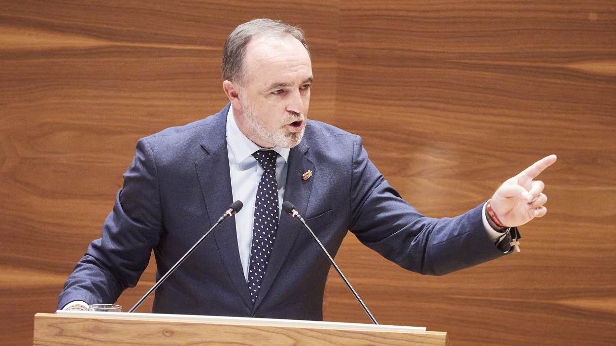 Javier Esparza, presidente de UPN, en el Parlamento de Navarra. EP