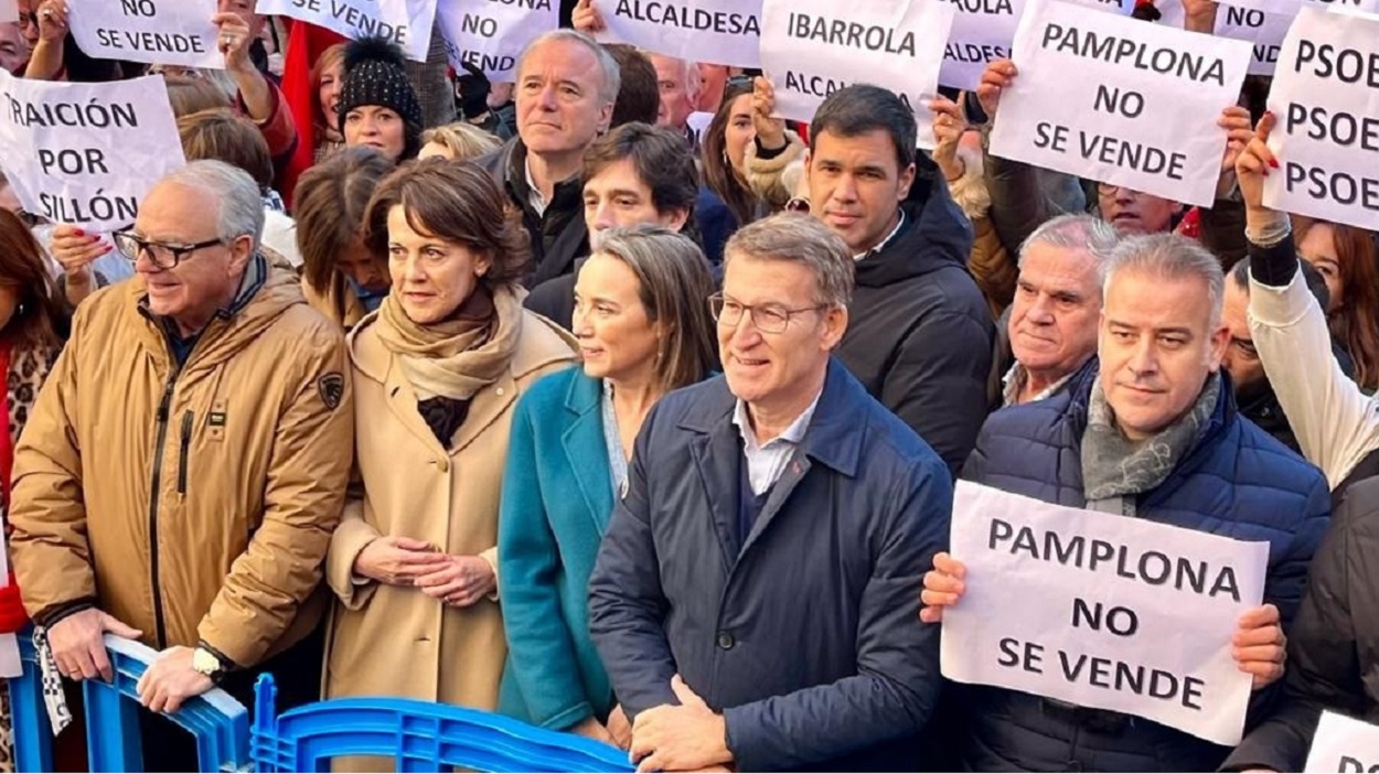 Cargos del Partido Popular en la manifestación contra la moción de censura de Pamplona. EP