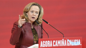 La vicepresidenta primera del Gobierno y ministra de Economía, Comercio y Empresa, Nadia Calviño, interviene durante la clausura de la Convención Política del PSdeG. EP.