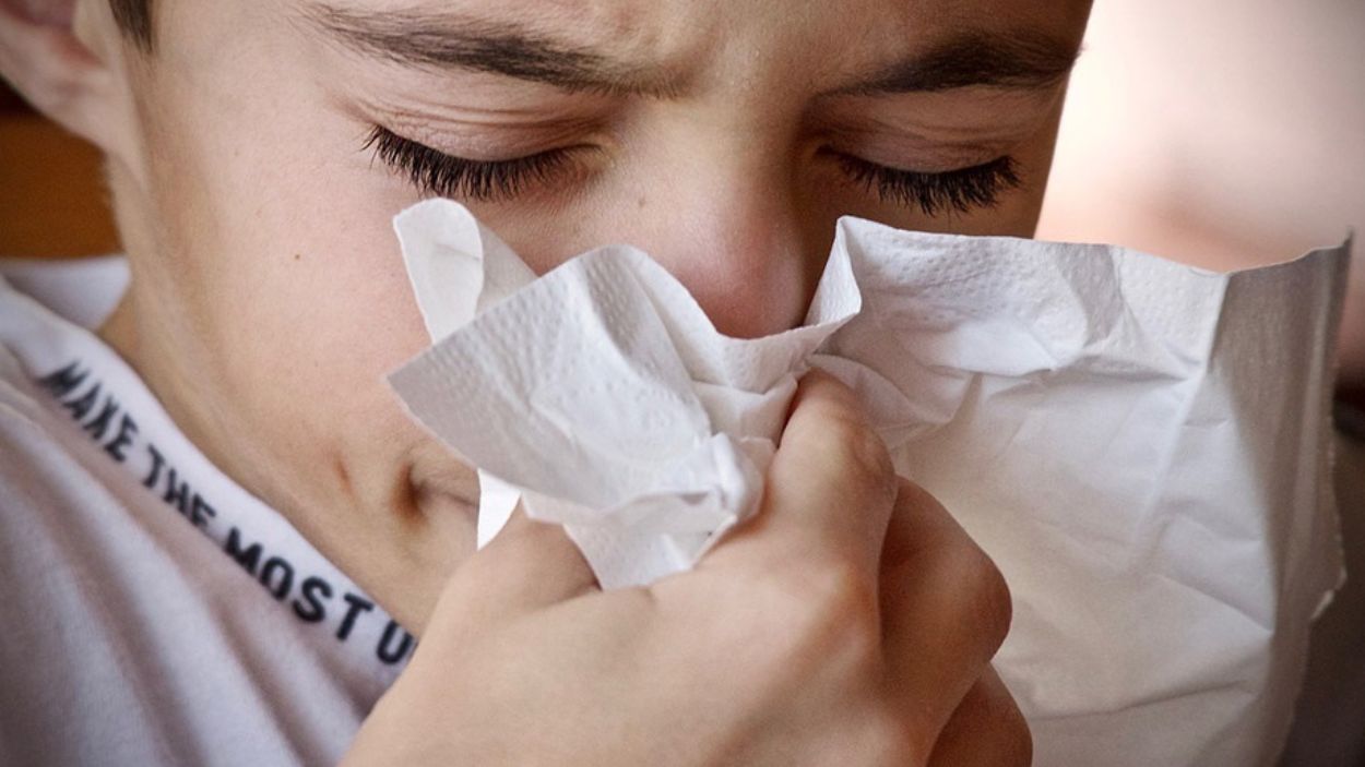 Un niño enfermo de un virus respiratorio. EP.