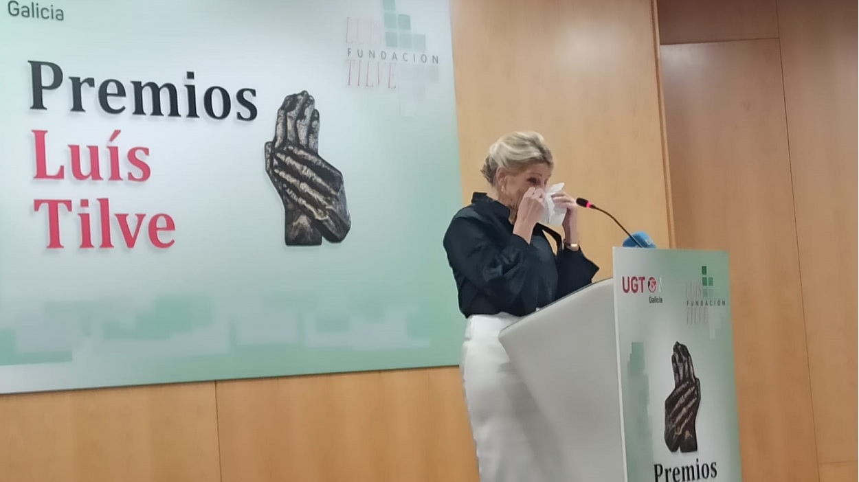 La líder de Sumar, Yolanda Díaz, en su intervención en los Premios Luís Tilve. EP
