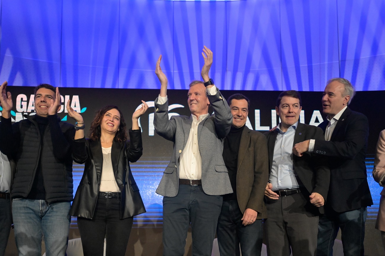 Alfonso Rueda junto a distintos presidentes autonómicos del PP como Isabel Díaz Ayuso y Juan Manuel Moreno Bonilla