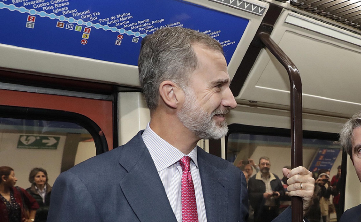 Felipe VI en el Metro de Madrid. Casa Real