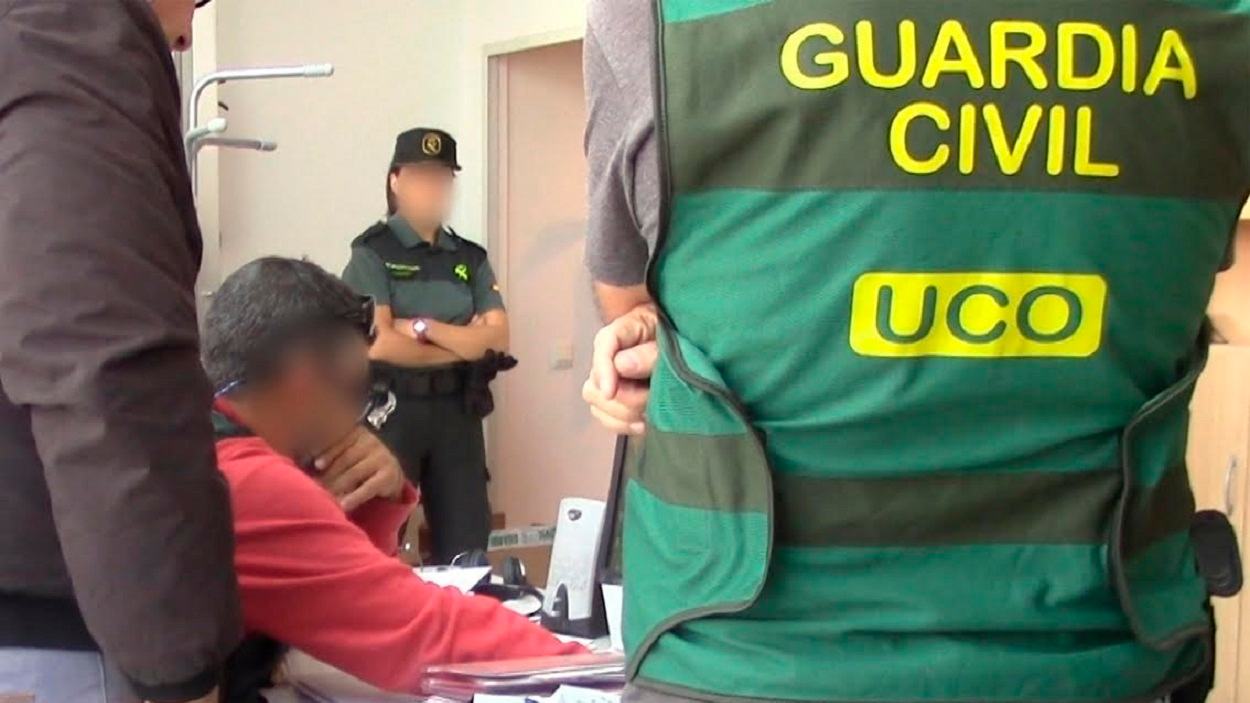 Detienen a un pederasta por violar a su bebé de 6 meses. La UCO de la Guardia Civil. EP