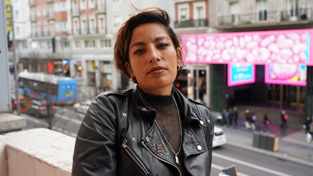 Ana Tijoux tras la entrevista en ElPlural.com. Foto Pablo Caraballo