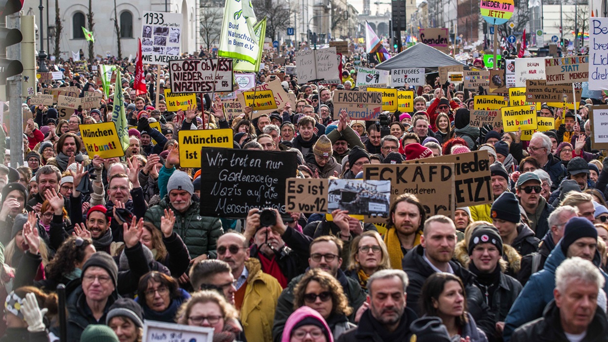 Más de 800.000 personas marchan contra la ultraderecha en toda Alemania. EP.