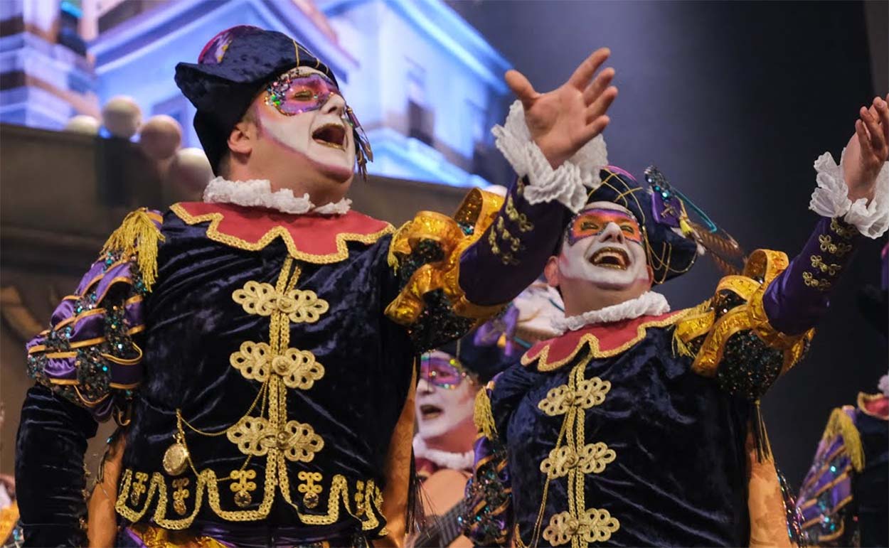 La Comparsa El joyero, del Carnaval de Cádiz. Manuel Fernández, Ayto Cádiz.