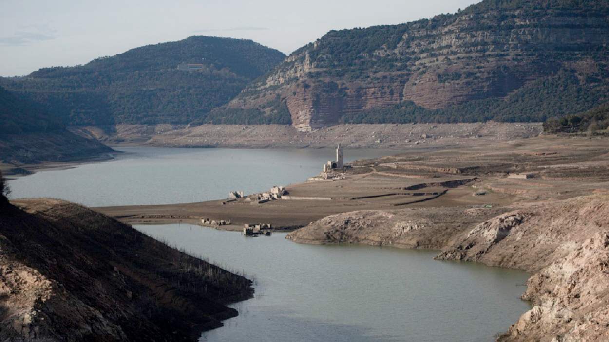 Cataluña decreta la emergencia por sequía. Pantano de Sau, Barcelona. EP