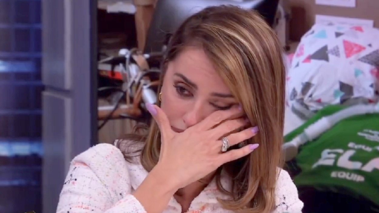 Penélope Cruz se rompe en 'El Hormiguero' tras recibir un mensaje de un amigo. Antena3