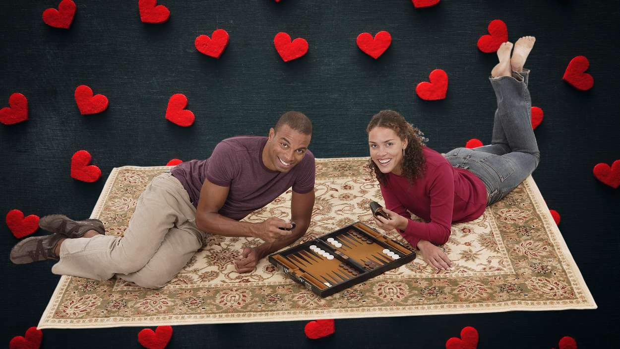 Diviértete en casa con los mejores juegos de mesa para San Valentín