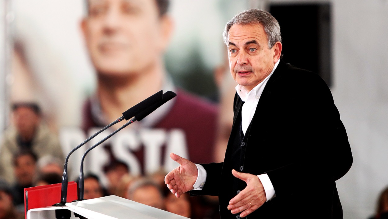 El expresidente del Gobierno, José Luis Rodríguez Zapatero, interviene durante un mitin electoral del PSdeG. EP.