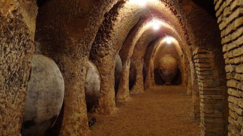 Cuevas de Hita, donde se encuentra las bodegas y bodegos del pueblo, Guadalajara. Los Pueblos más Bonitos de España