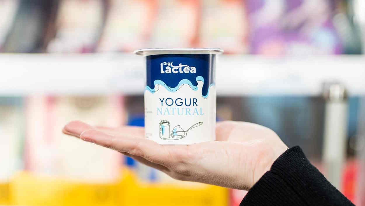 El yogur natural de DIA bajo su marca propia DIA Láctea. Fuente DIA