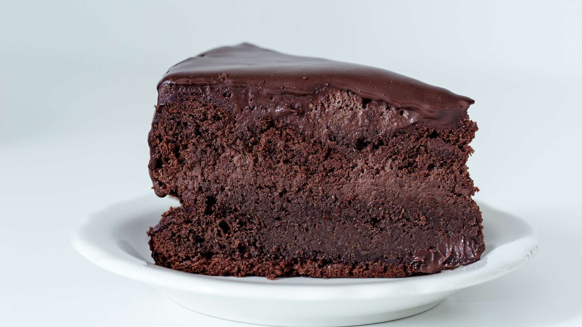 La receta de tarta de chocolate con solo dos ingredientes 