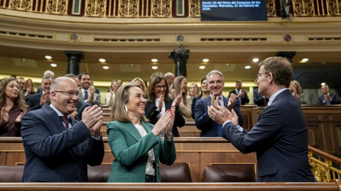 (I-D) El portavoz del PP en el Congreso, Miguel Tellado; la secretaria general del PP, Cuca Gamarra, y el presidente nacional del PP, Alberto Núñez Feijóo