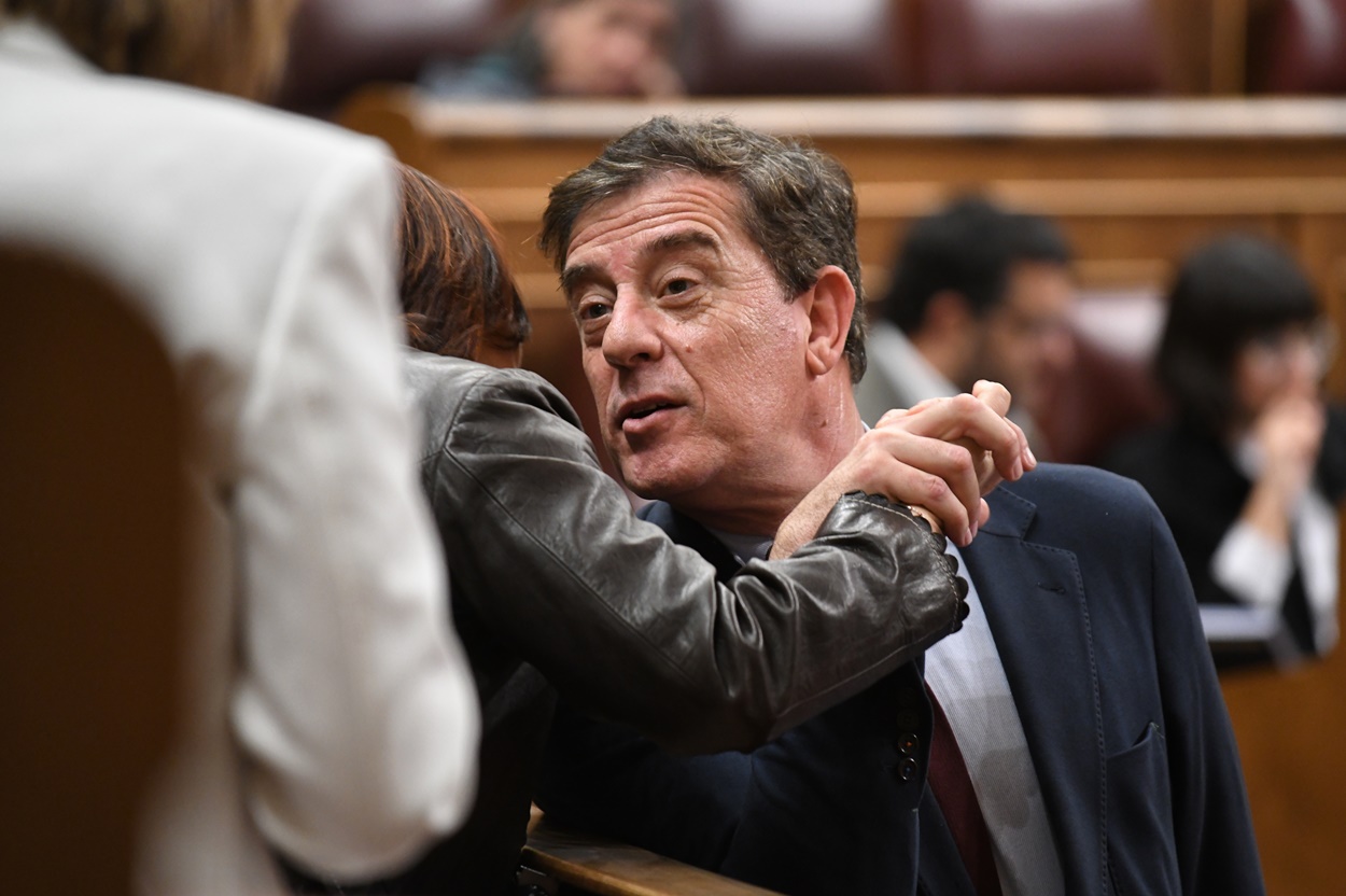 José Ramón Gómez Besteiro ayer en el Congreso de los Diputados (Foto: Europa Press).