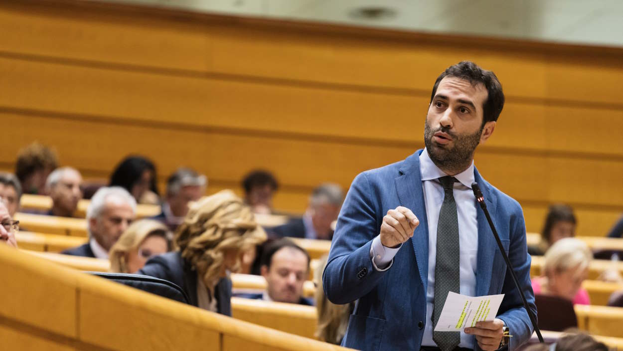 El ministro de Economía, Comercio y Empresa, Carlos Cuerpo, en el Congreso de los Diputados. EP