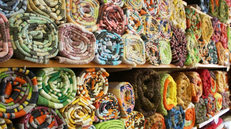 Jarapas tejidas por artesanos en Níjar, Almería.