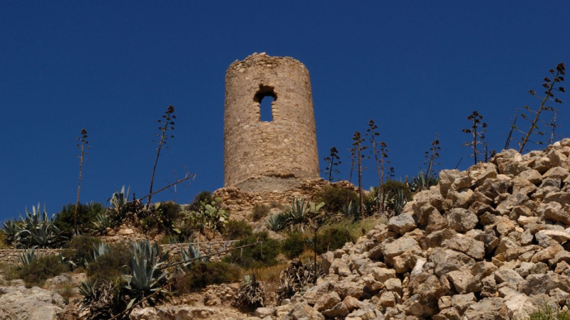 Torre de la Atalaya situada en el pueblo de Níjar, Almería.