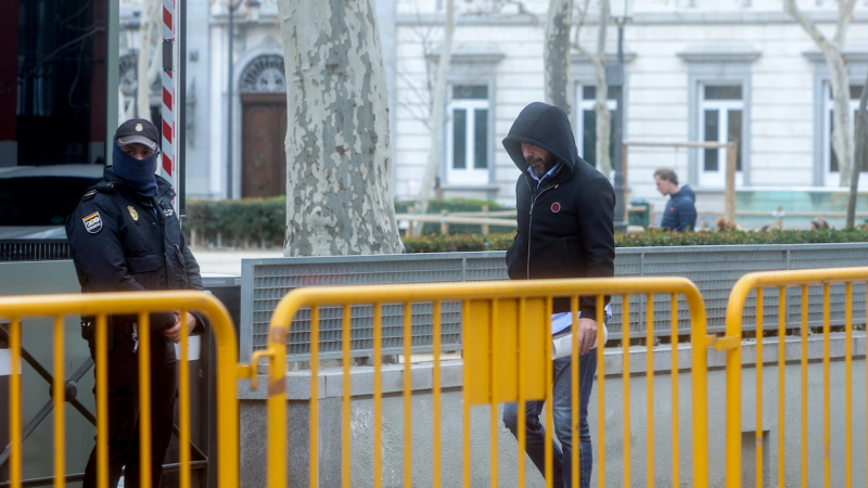 El presidente del Zamora CF, Víctor de Aldama, a su salida de la Audiencia Nacional, a 22 de febrero de 2024, en Madrid (España). EP