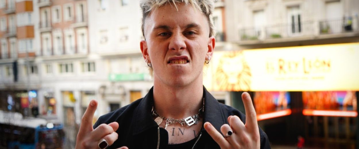 Repaso del cantante Walls a un youtuber que vive en Andorra: “No vives en la vida real”