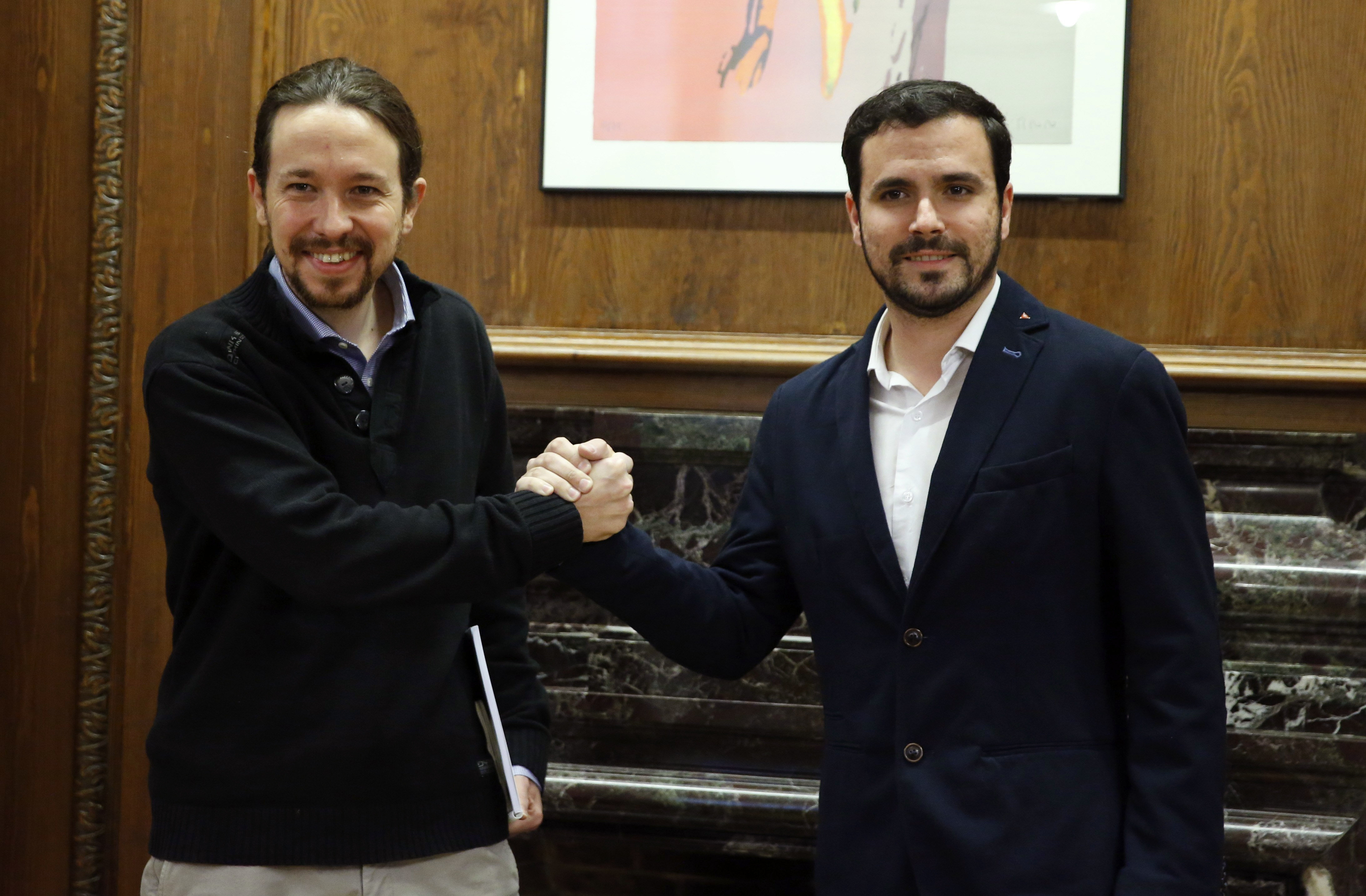 Pablo Iglesias y Alberto Garzón antes de una reunión acaecida en el Congreso