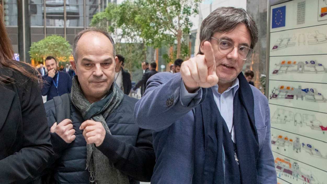 Jordi Turull y Carles Puigdemont, secretario general y líder de Junts, en Bruselas. EP