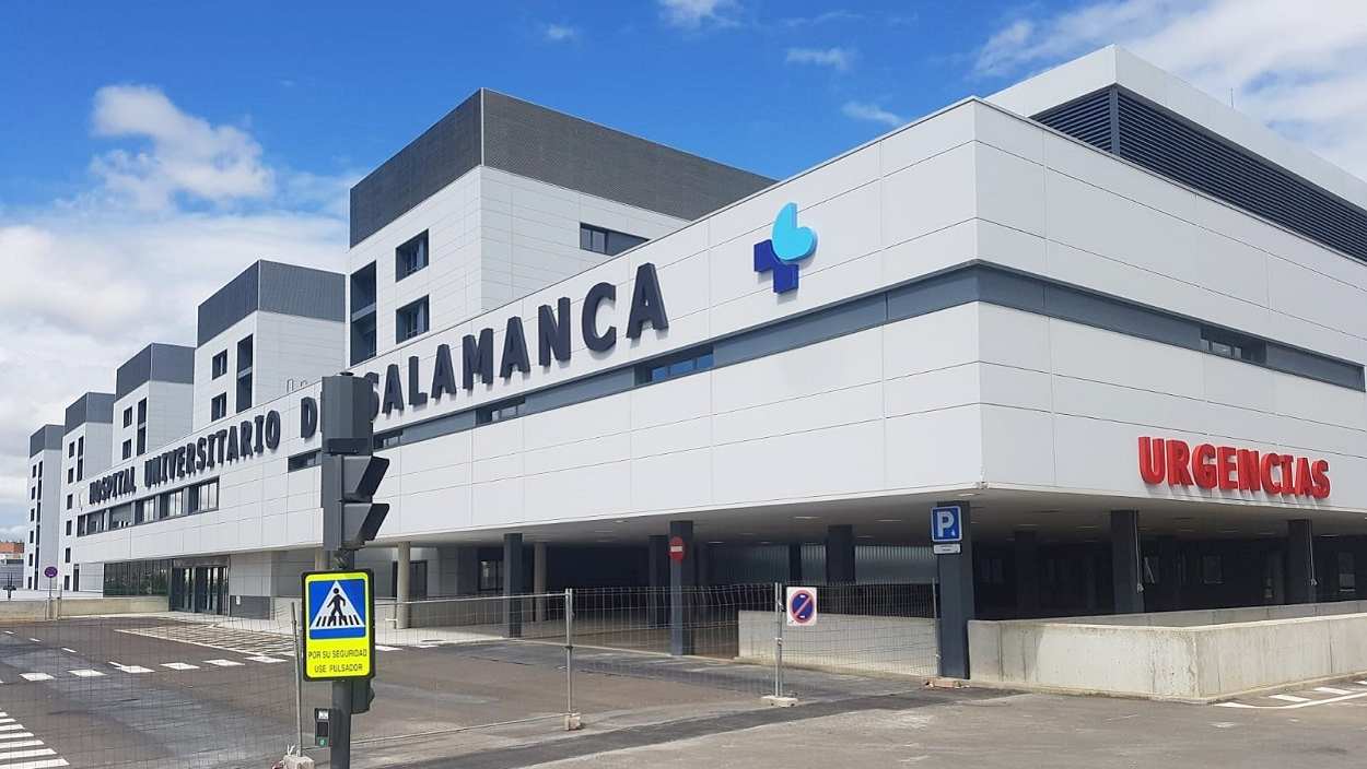 Fachada del Hospital Universitario de Salamanca. EP