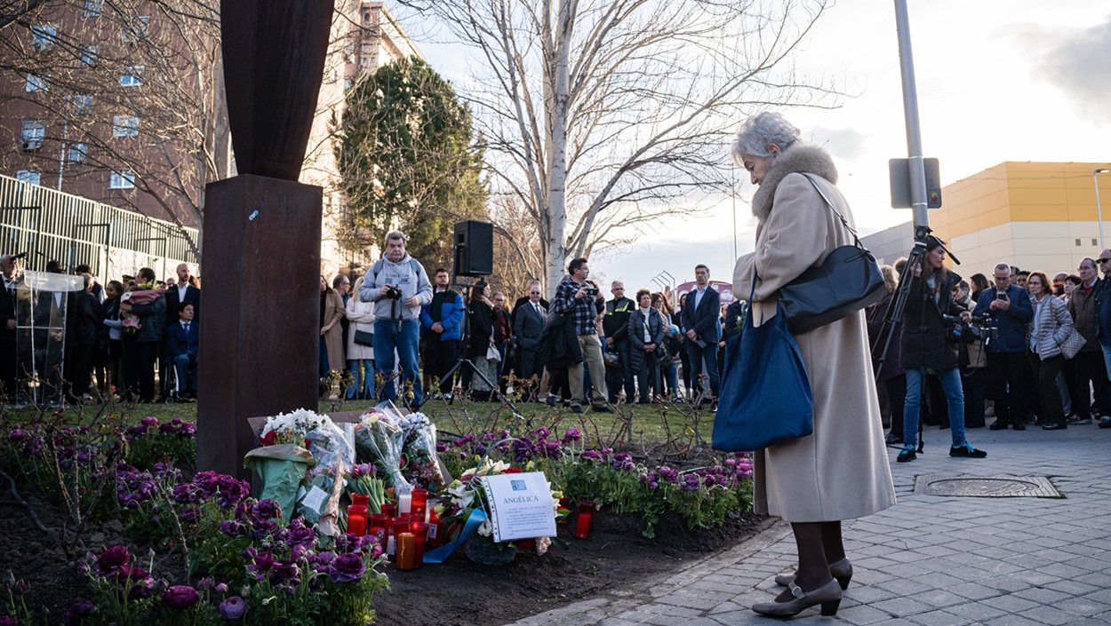 Acto homenaje a la víctimas de los atentados de 2004 bajo el lema '11M Recuerdo Vivo', en la estación de Cercanías de Santa Eugenia, a 11 de marzo de 2023, en Madrid. EP.