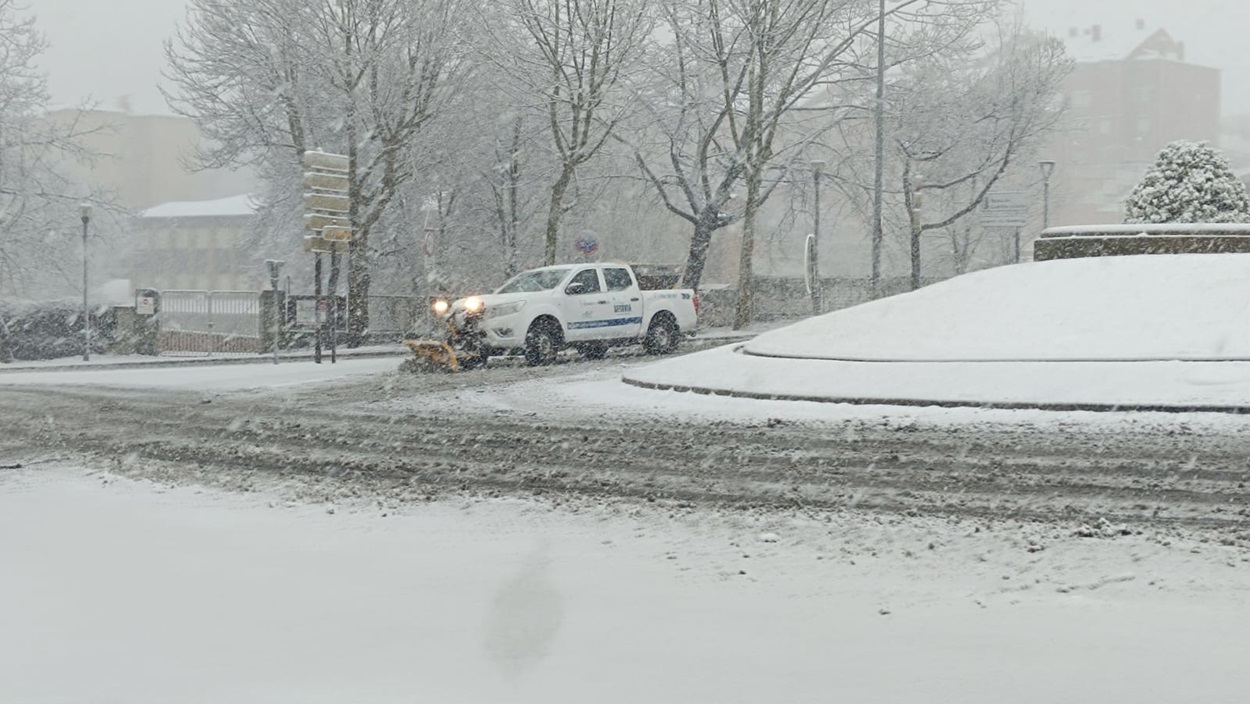 Acumulaciones de nieve en Segovia en una intensa nevada. EP.