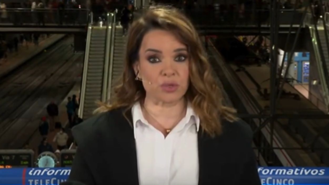 'Informativos Telecinco' ofrece una cobertura especial desde Atocha en el aniversario del 11M. Mediaset