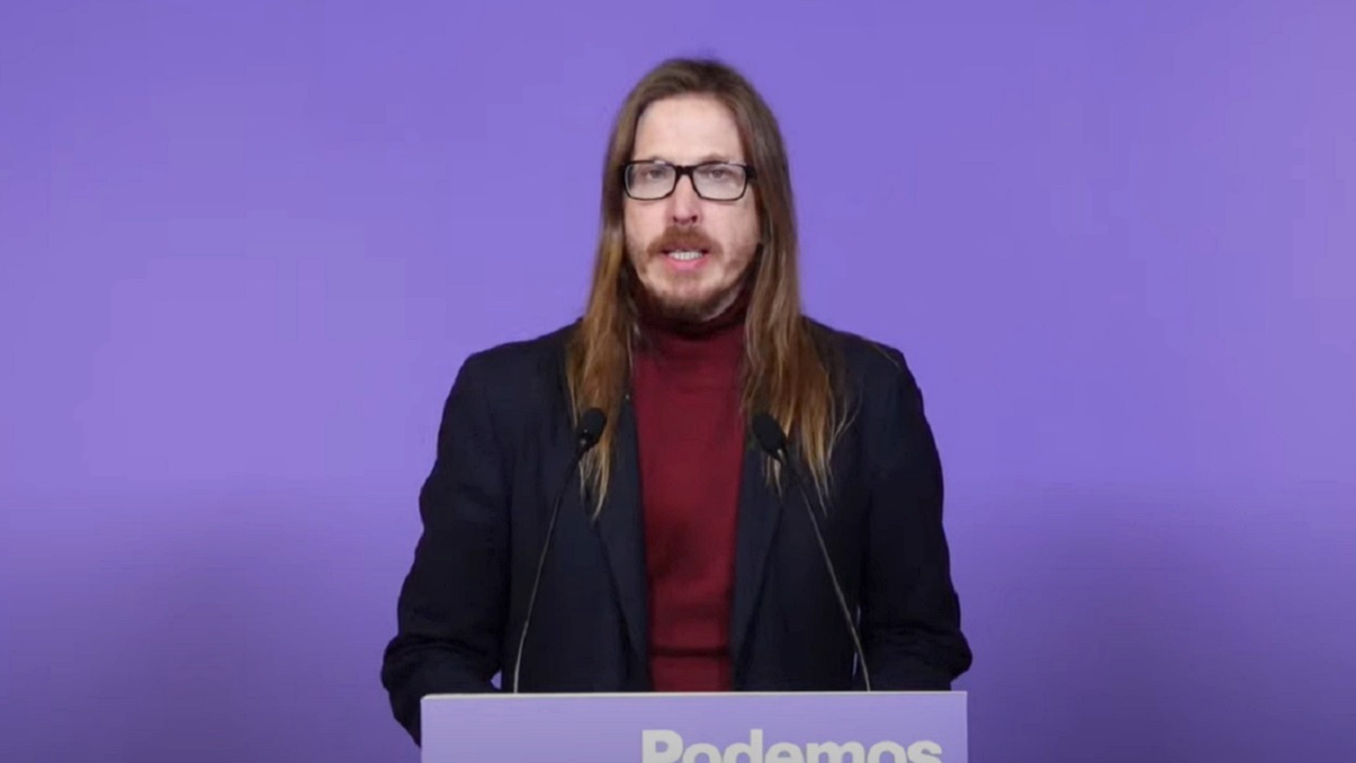 Pablo Fernández, portavoz de Podemos, en rueda de prensa este 11M. Youtube