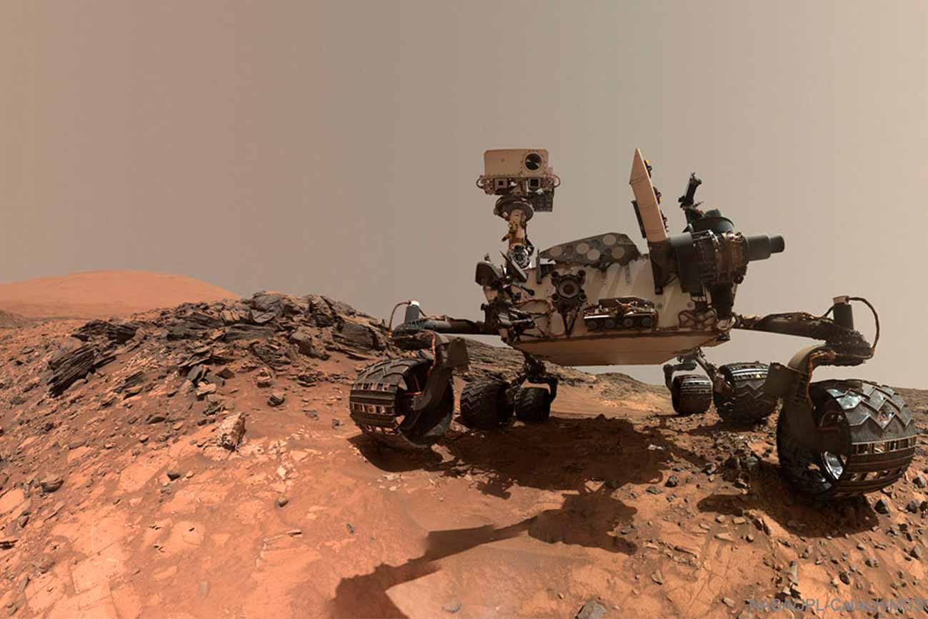 La nave Curiosity explorfando Marte ©SETI