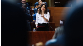 La presidenta madrileña, Isabel Díaz Ayuso, en la Asamblea regional. EP.