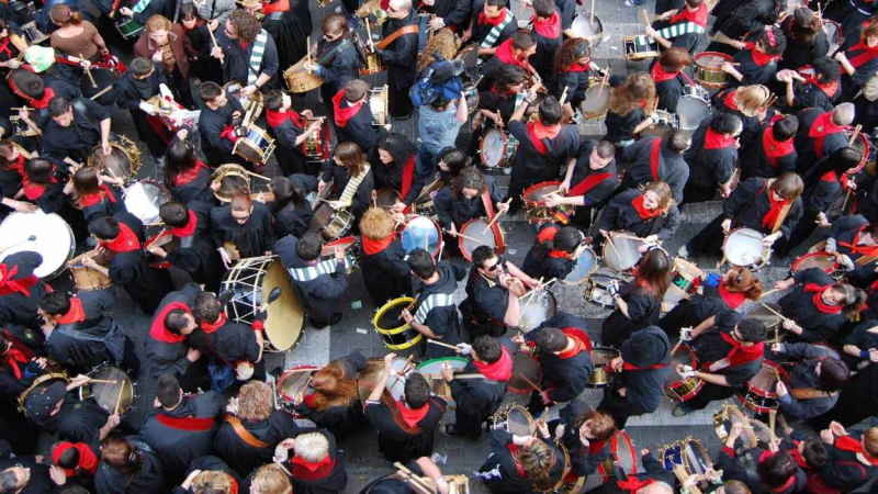 La tamborada de Hellín que se lleva a cabo cada año en Semana Santa. Portal oficial de turismo de España