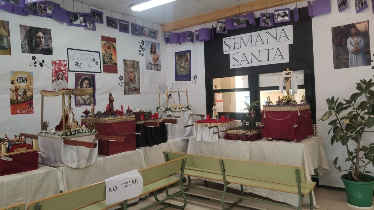 Promoción de la Semana Santa en un colegio público de Málaga. Andalucía Laica.