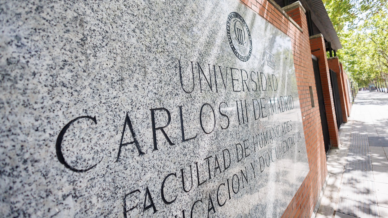 Entrada a la facultad de Ciencias de Comunicación de la Universidad Carlos III. EP/archivo.