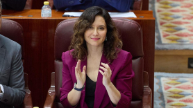 La presidenta de la Comunidad de Madrid, Isabel Díaz Ayuso, durante un pleno en la Asamblea de Madrid. EP